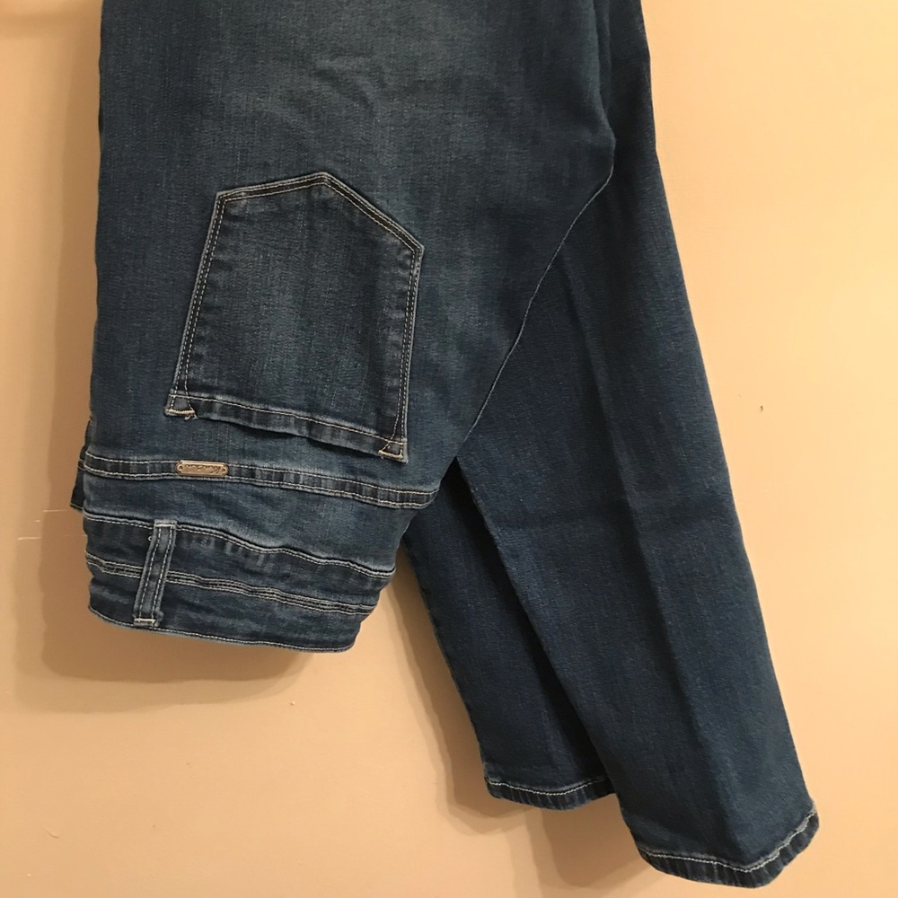 KanCan from Buckle skinnies